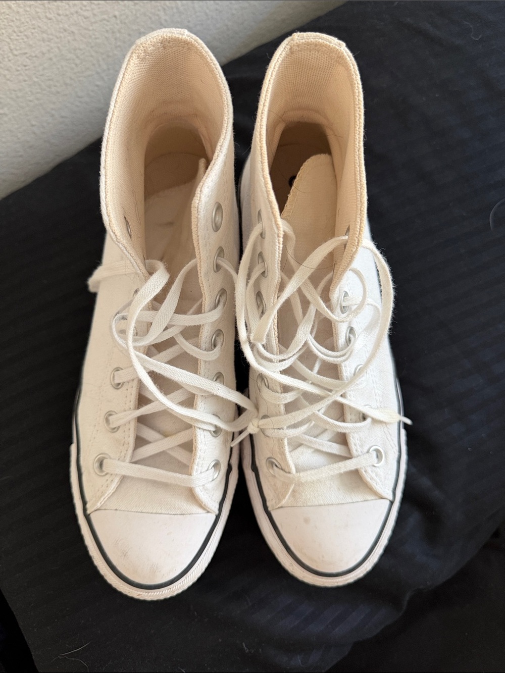 High-Top Platform Converse - Picture 2 of 3